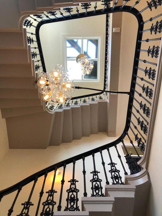 Luxury Apartment Opposite The Shambles York Bagian luar foto